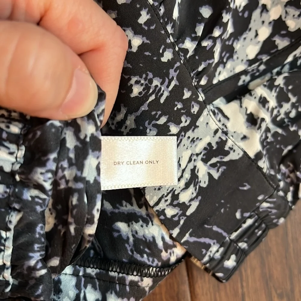 NEW- ecru silk joggers
